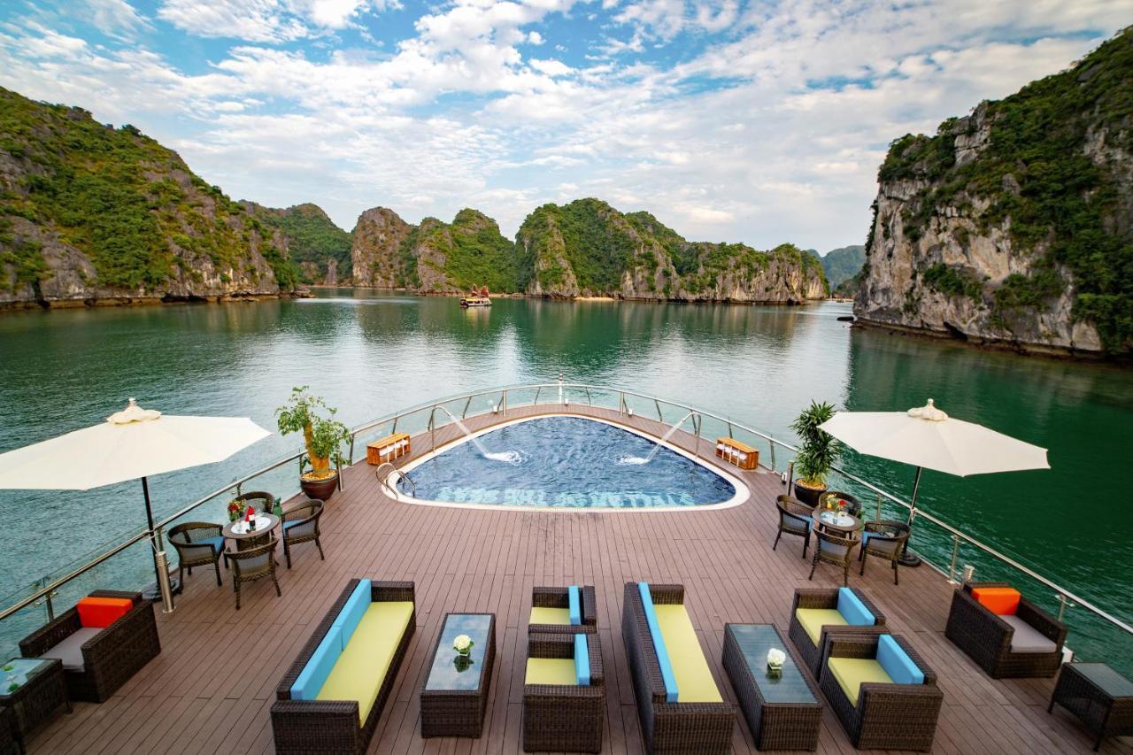 Stellar Of The Seas Cruise Hotel Hạ Long-öböl Kültér fotó